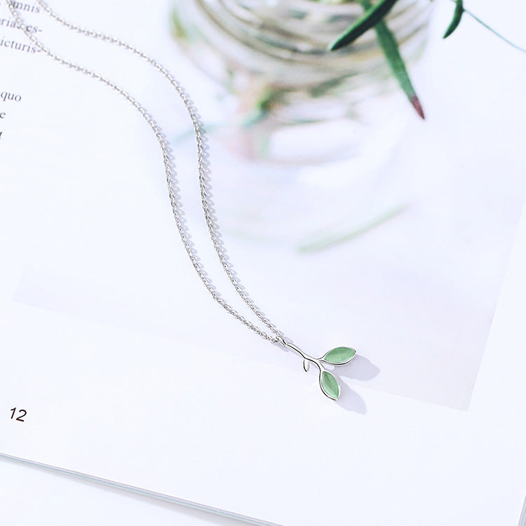 Green Leaf Clavicle Necklace Feminine Fashion Simple Jewelry