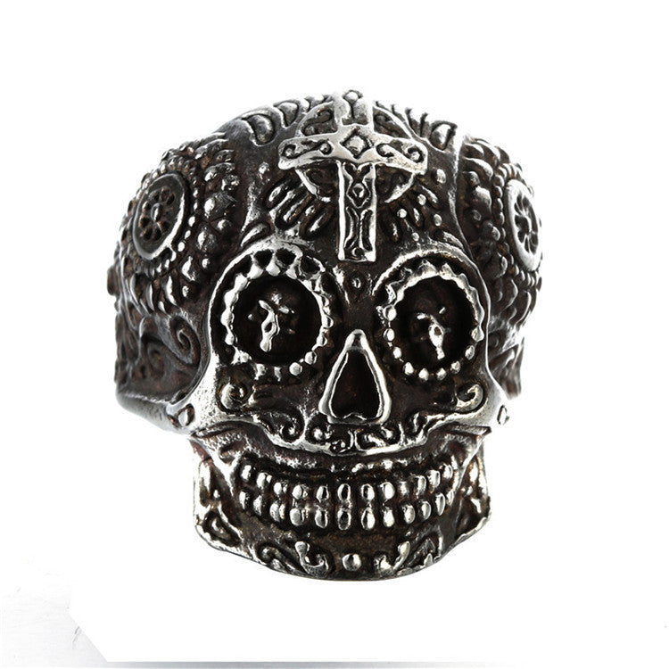 Eerie Gem Skull Ring