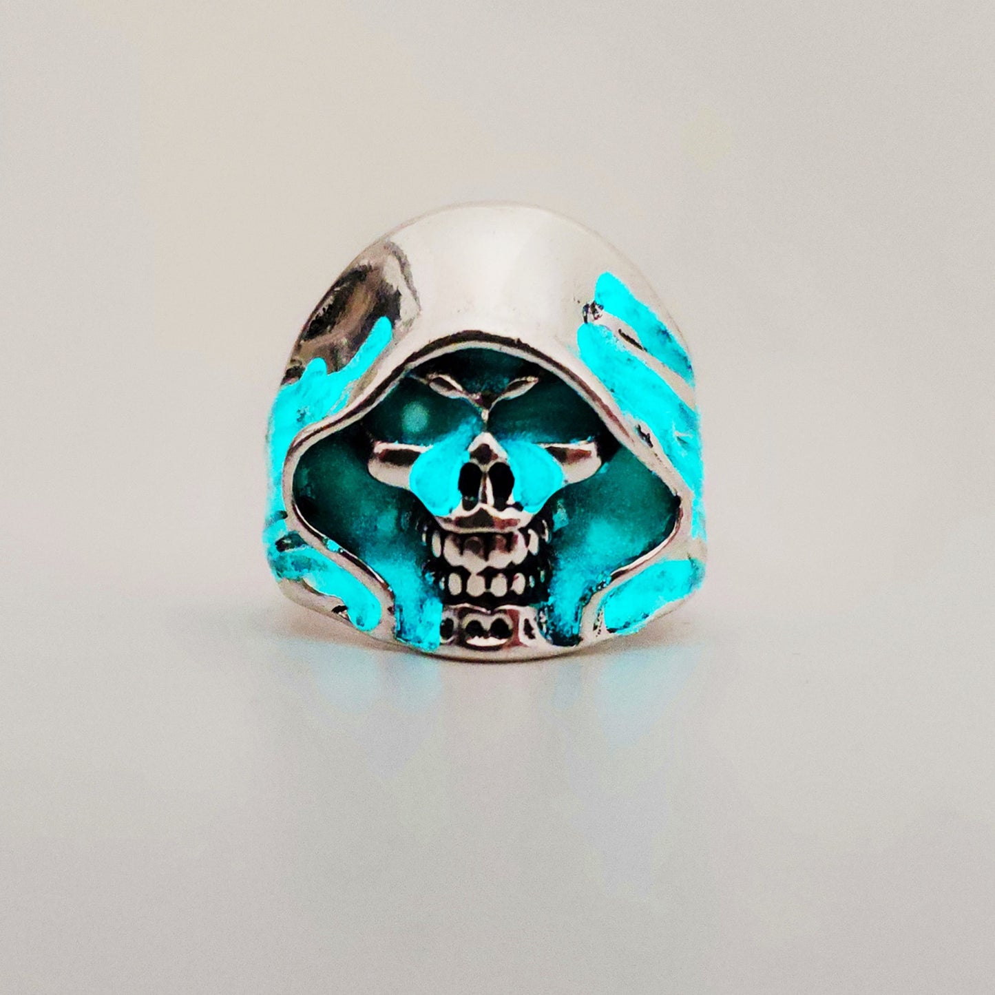 Runic Light Skull Ring