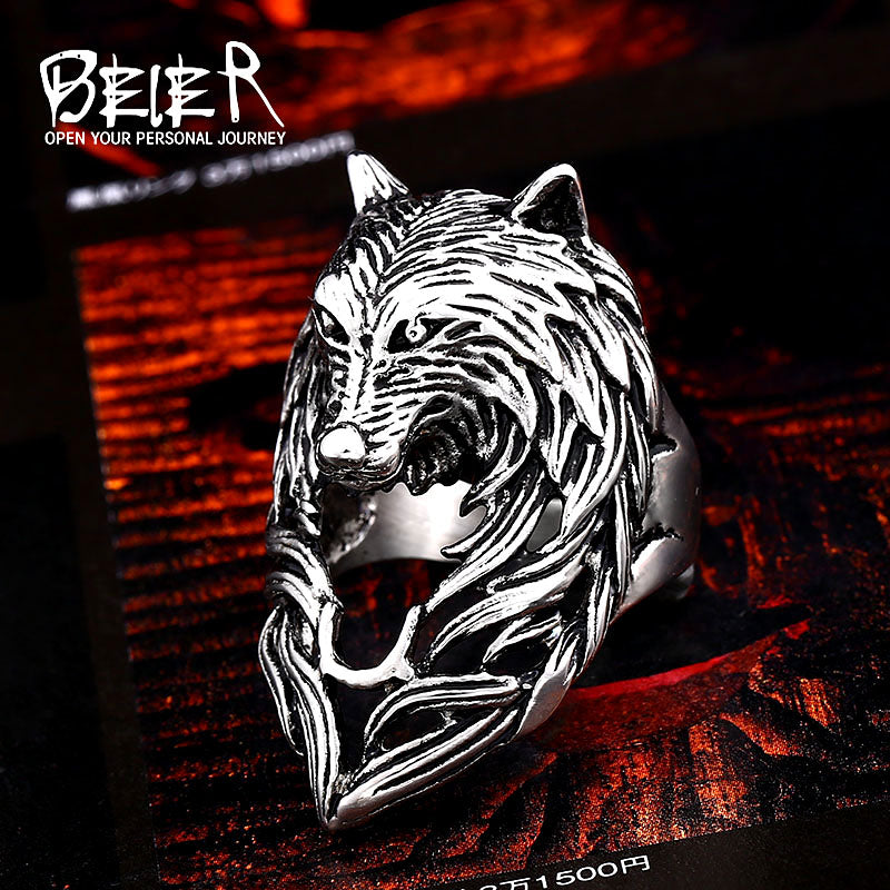 Wolven Majesty Ring