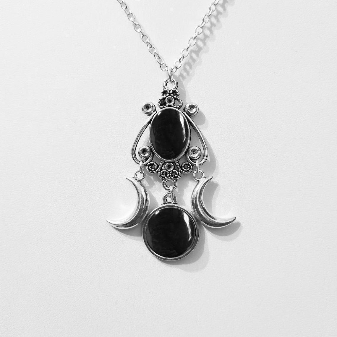 Triple Moon Goddess Amethyst Alloy Necklace