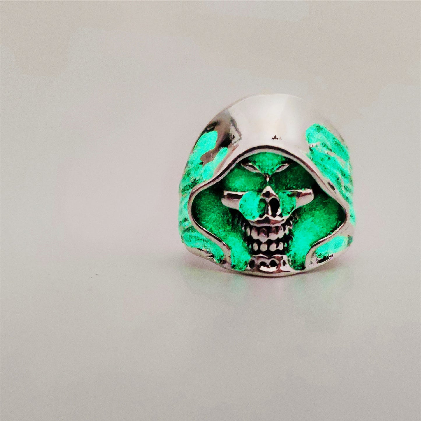 Runic Light Skull Ring